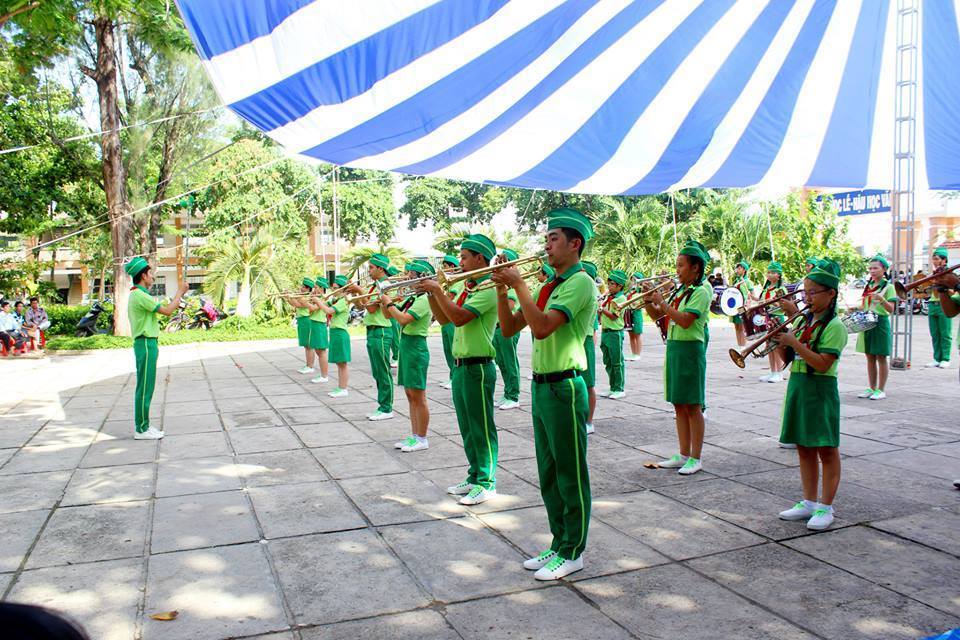 CLip hình ảnh LH Tiếng Kèn Đội ta năm 2014 