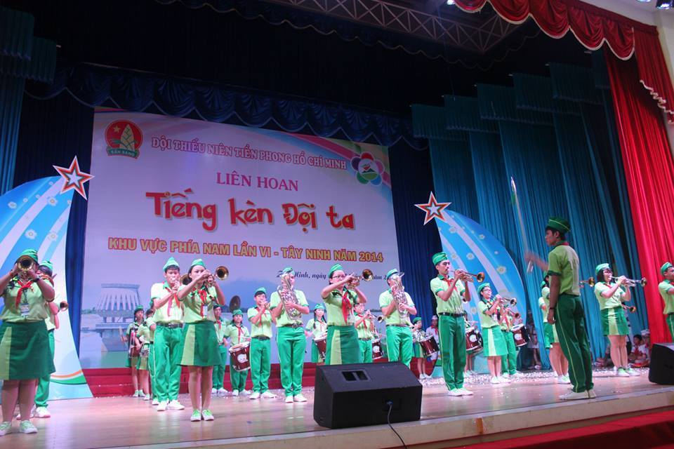 Đội Nghi lễ Nhạc Kèn 